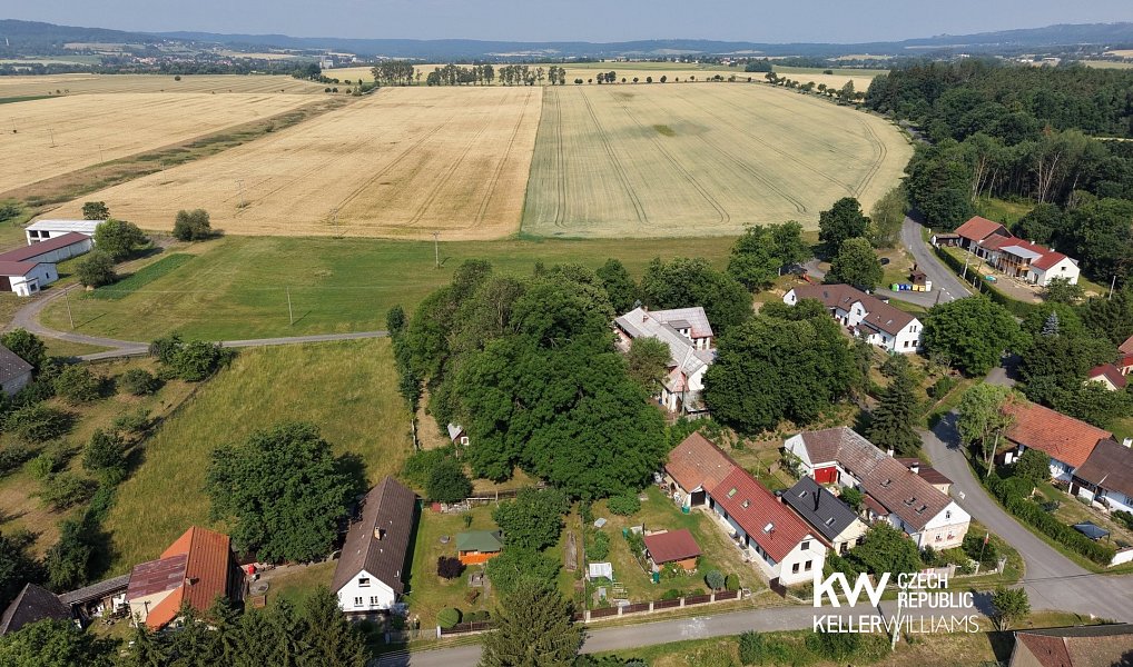 Prodej domu 900 m² s pozemkem 3 152 m², Rožmitál pod Třemšínem – náhled fotky 38