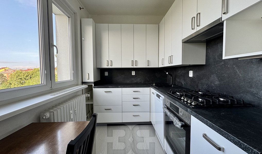 Pronájem bytu 1+1 37 m², Brno – náhled fotky 2