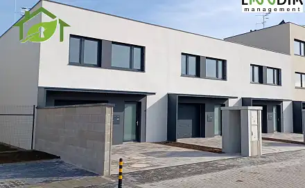 Prodej domu 143 m² s pozemkem 214 m², Pivoňská, Praha 9 - Kyje