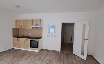 Pronájem bytu 1+kk 38 m²