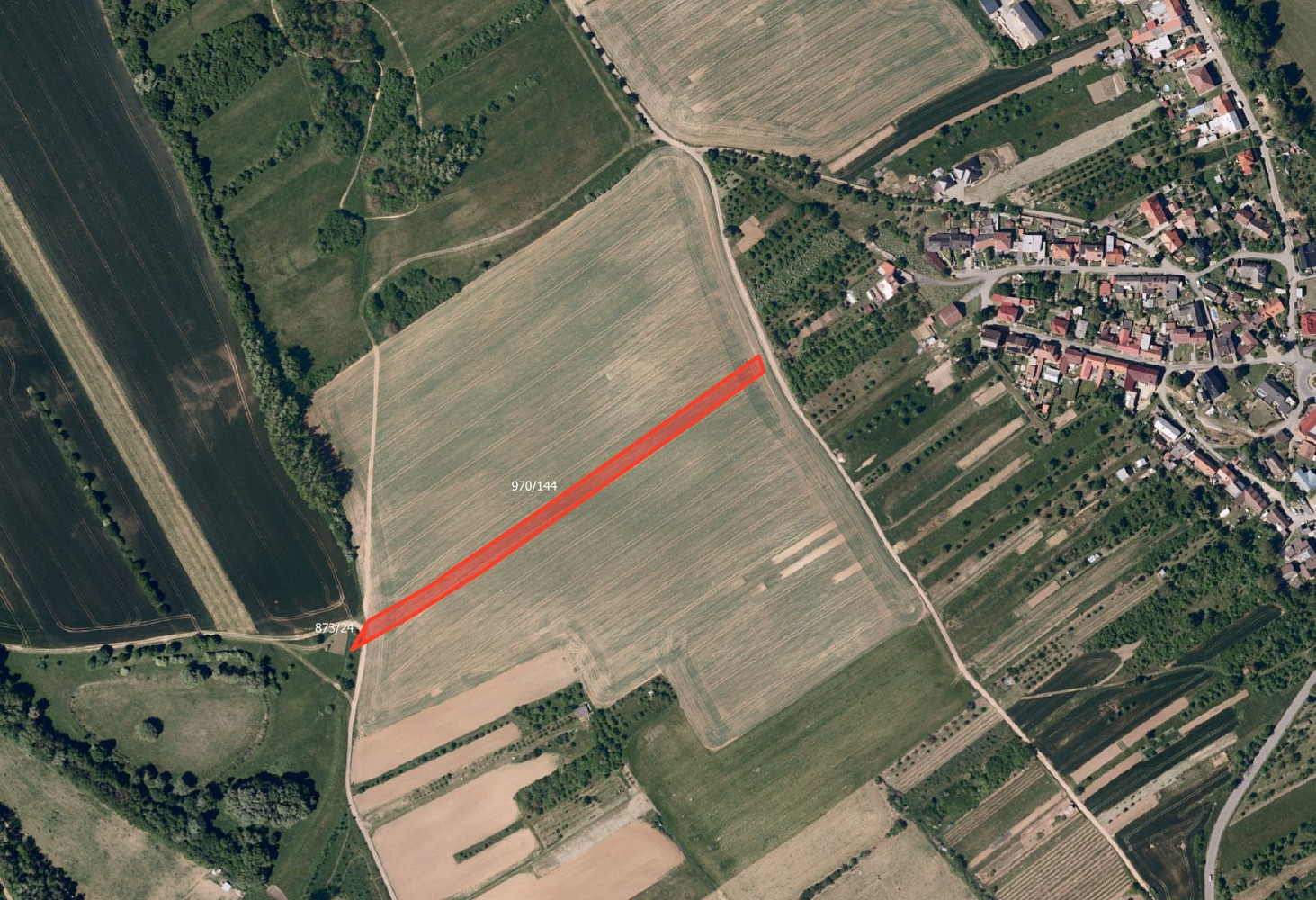 Prodej pole 4 328 m²
