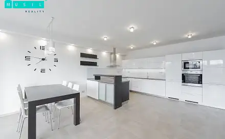 Pronájem bytu 3+kk 112 m², Rokycanova, Olomouc - Nové Sady