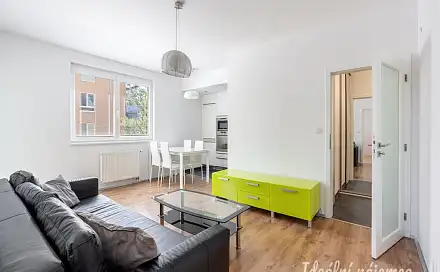 Pronájem bytu 3+kk 66 m²