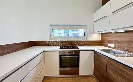 Pronájem bytu 3+kk 80 m²