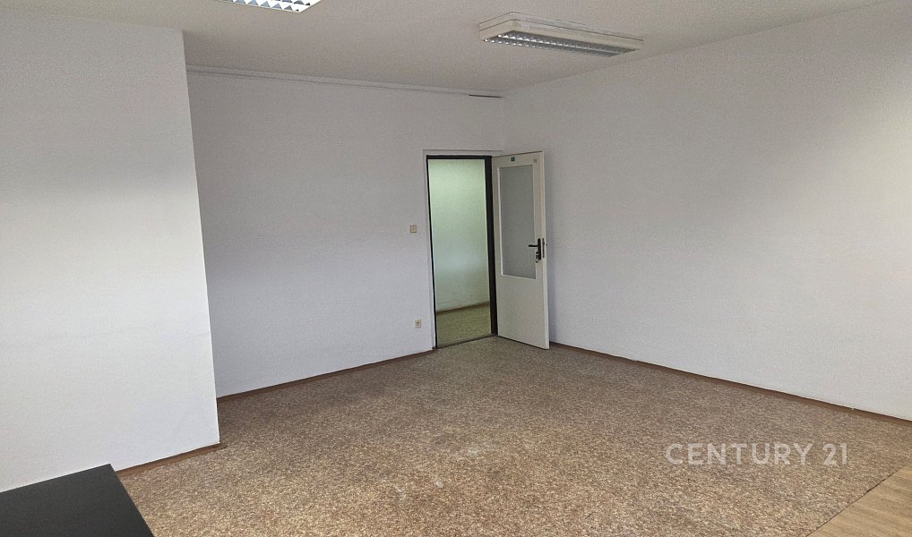 Pronájem kanceláře 86 m², Most – náhled fotky 4