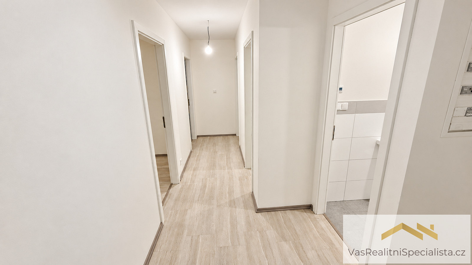 Pronájem bytu 3+kk 62 m² – fotografie 3