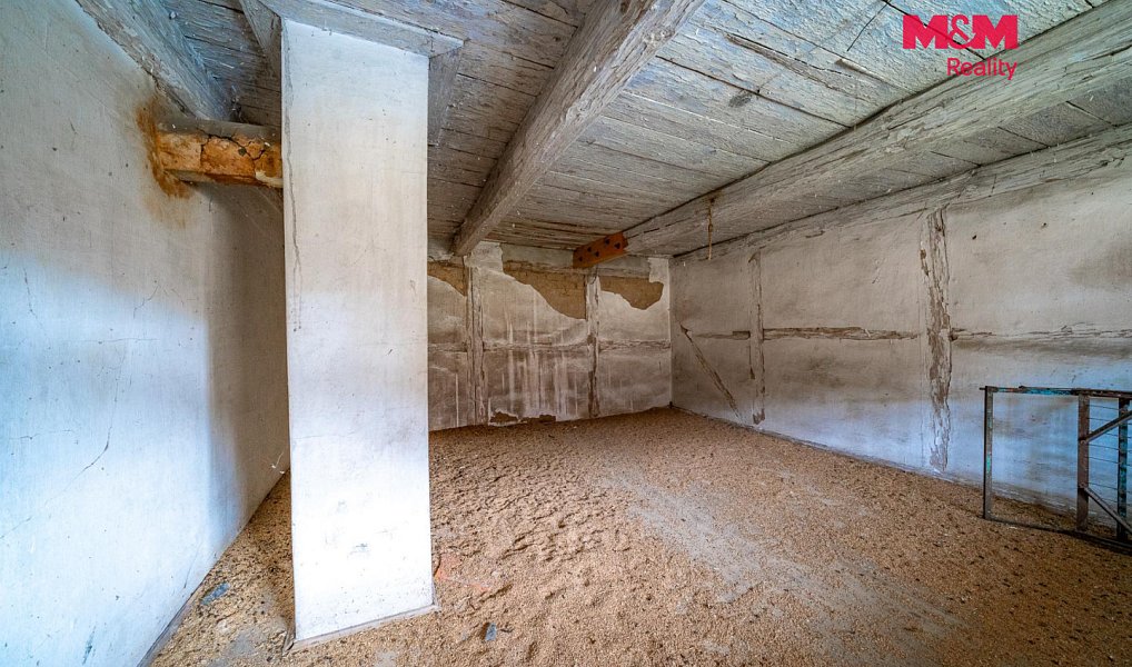 Prodej stavebního pozemku 3 672 m², Křešice – náhled fotky 24