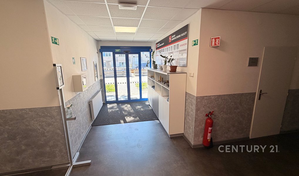 Pronájem výrobních prostor 4 762 m², Ivančice – náhled fotky 14