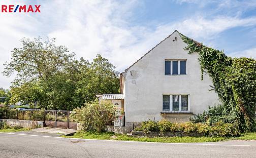 Prodej domu 250 m² s pozemkem 836 m², Jeviněves, okres Mělník