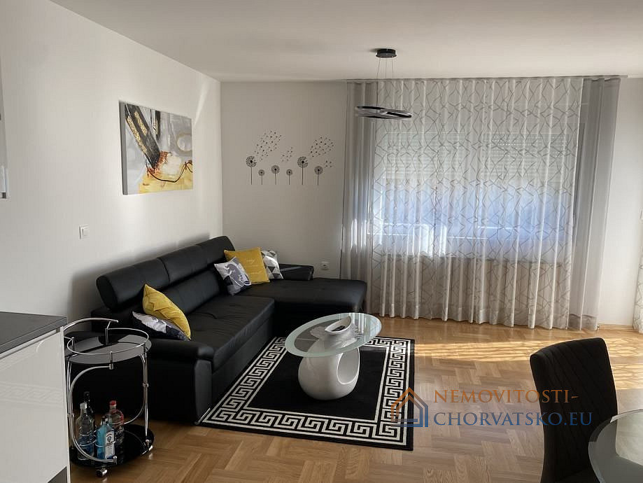 Pronájem bytu 1+kk 71 m² - Ansicht 2