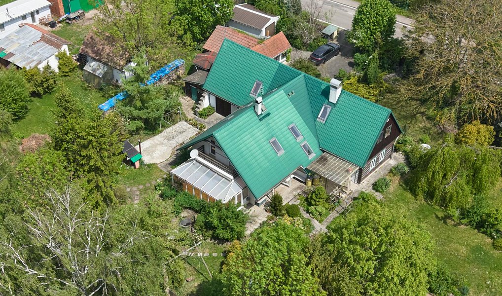 Prodej domu 280 m² s pozemkem 2 632 m², Výrava – náhled fotky 2