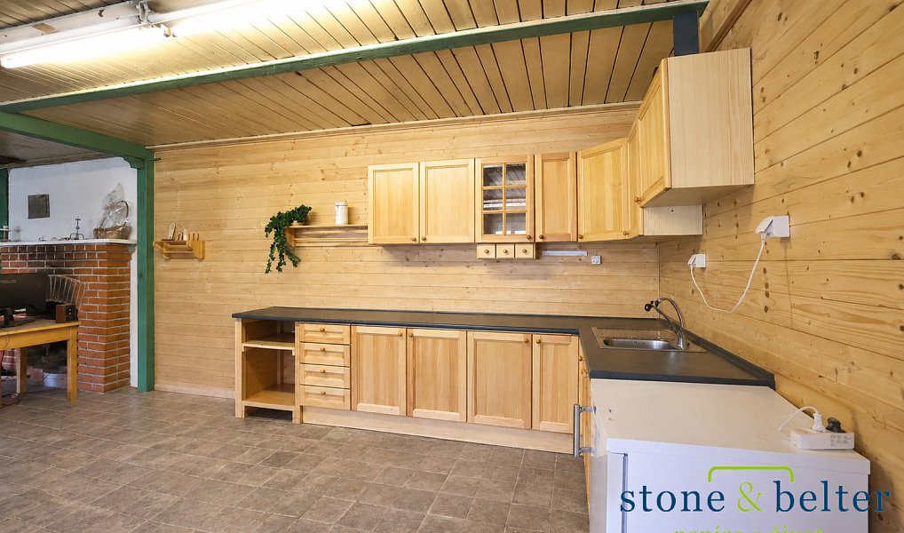Prodej domu 100 m² s pozemkem 437 m², Tichonice – náhled fotky 7