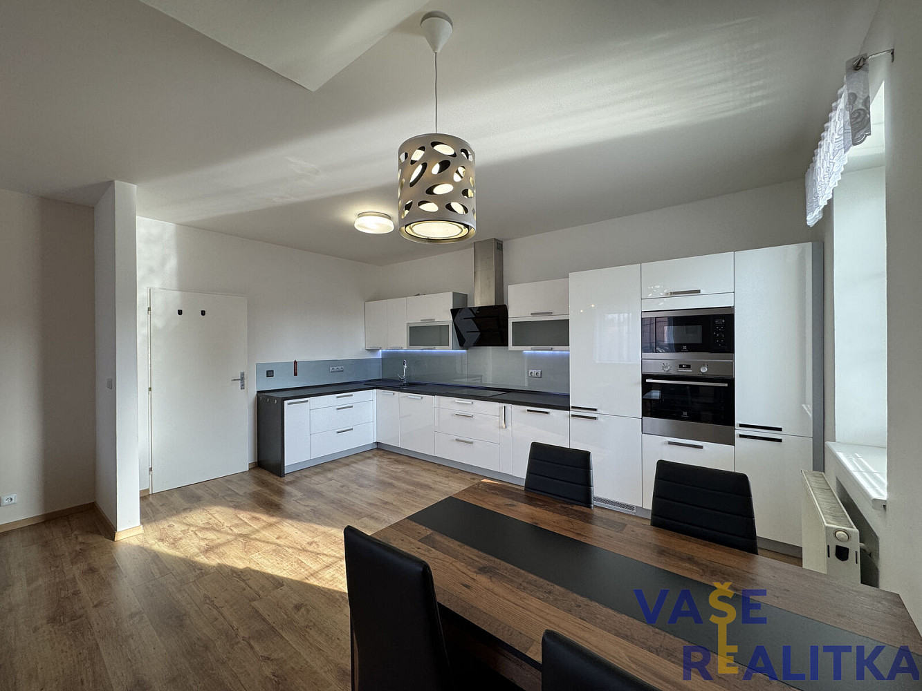 Pronájem bytu 3+kk 95 m²
