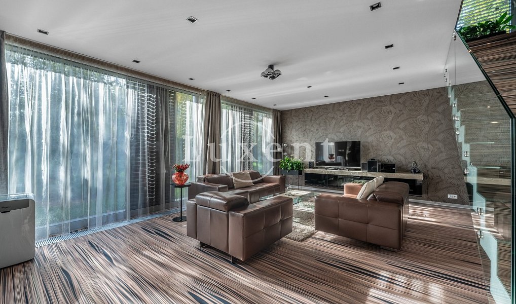 Prodej domu 151 m² s pozemkem 1 213 m², Hrusice – náhled fotky 8