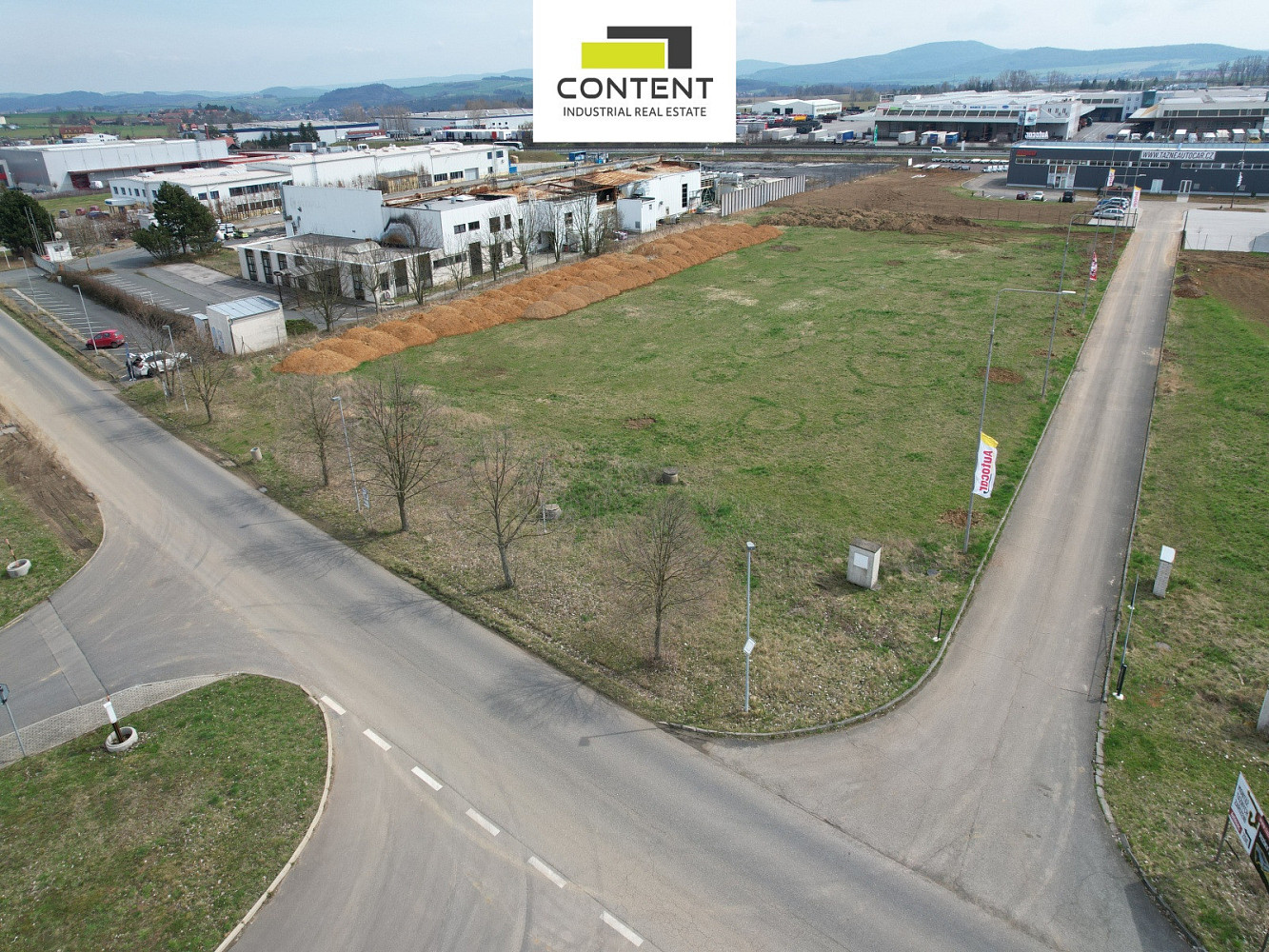 Prodej komerčního pozemku 7 820 m² – fotografie 3