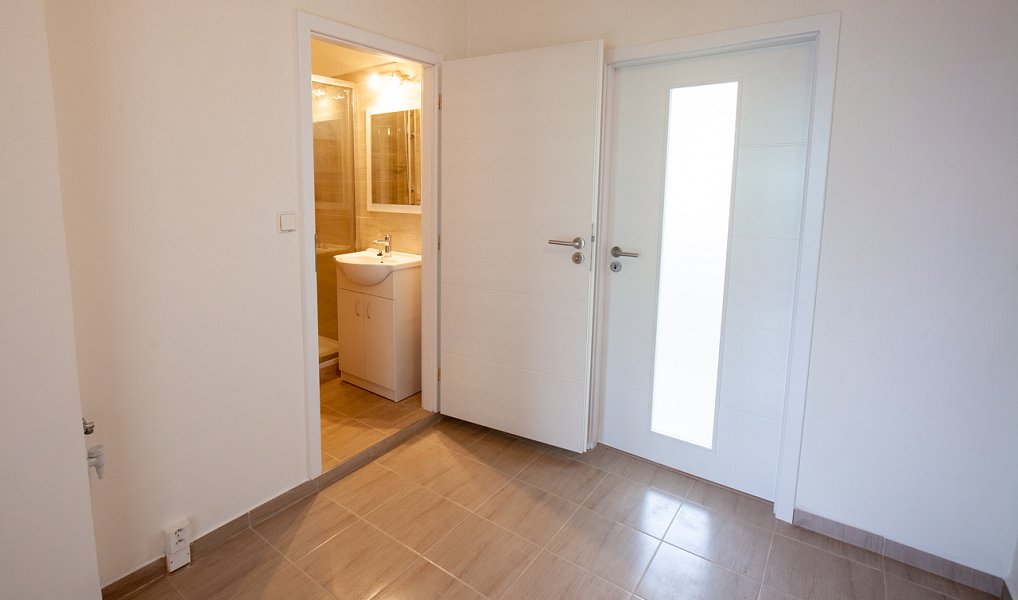 Pronájem bytu 2+kk 42 m², Česká Lípa – náhled fotky 8