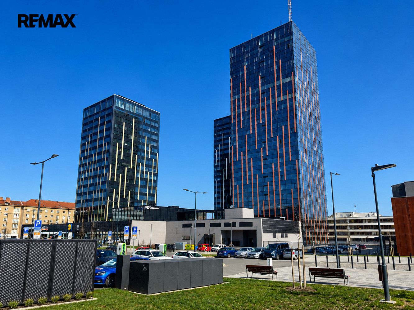 Pronájem kanceláře 240 m²