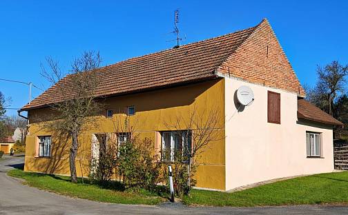 Prodej domu 200 m² s pozemkem 248 m², Zdounky - Divoky, okres Kroměříž