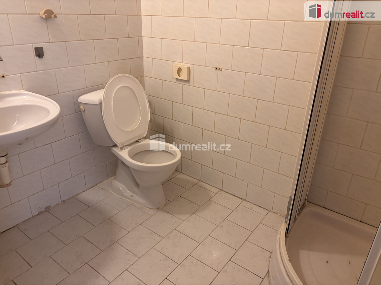 Pronájem bytu 1+kk 20 m² - Widok 2