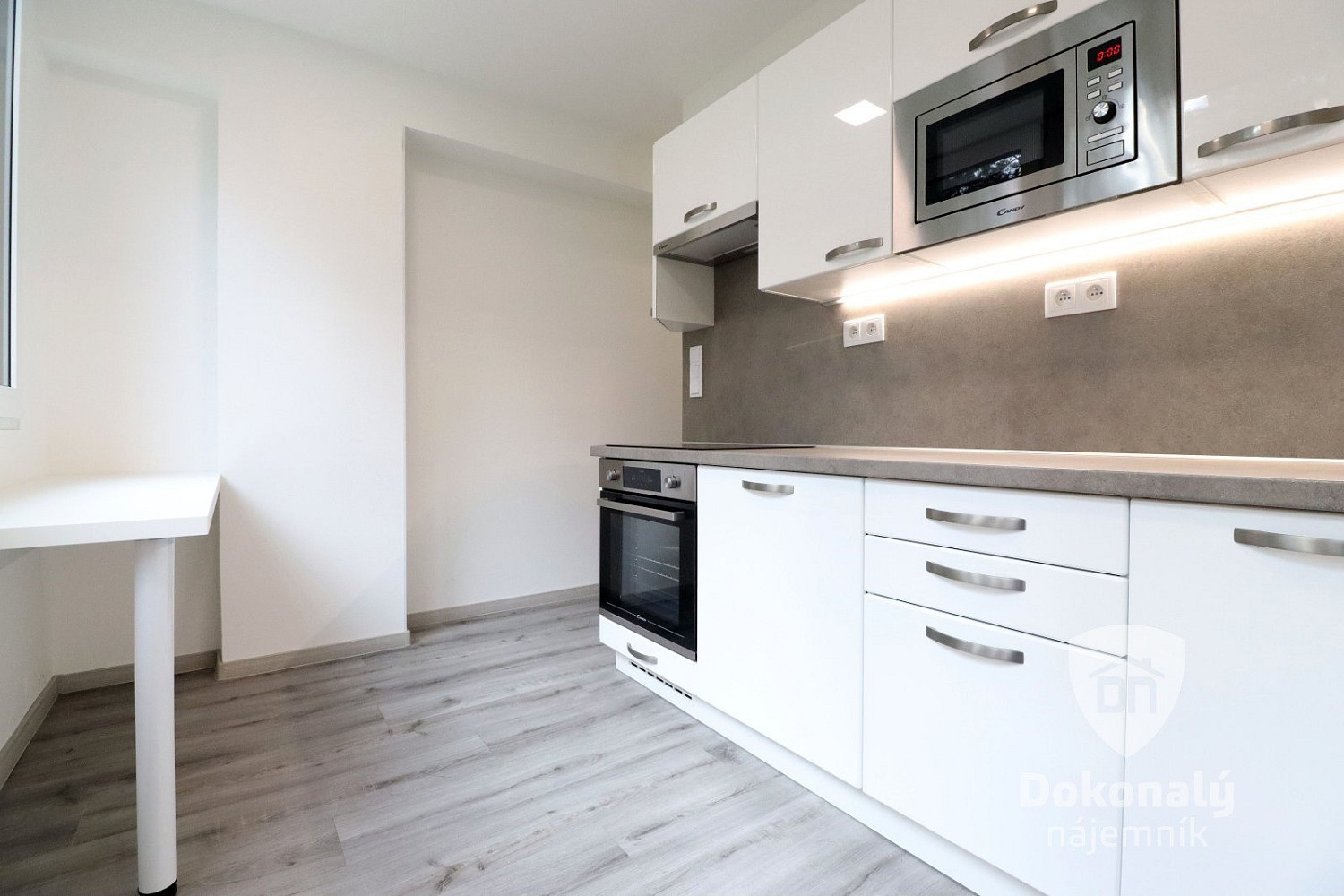 Pronájem bytu 2+1 64 m² – fotografie 4
