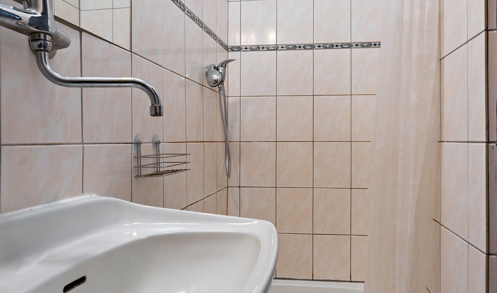 Prodej chaty/chalupy 648 m² s pozemkem 907 m², Strašín – náhled fotky 19