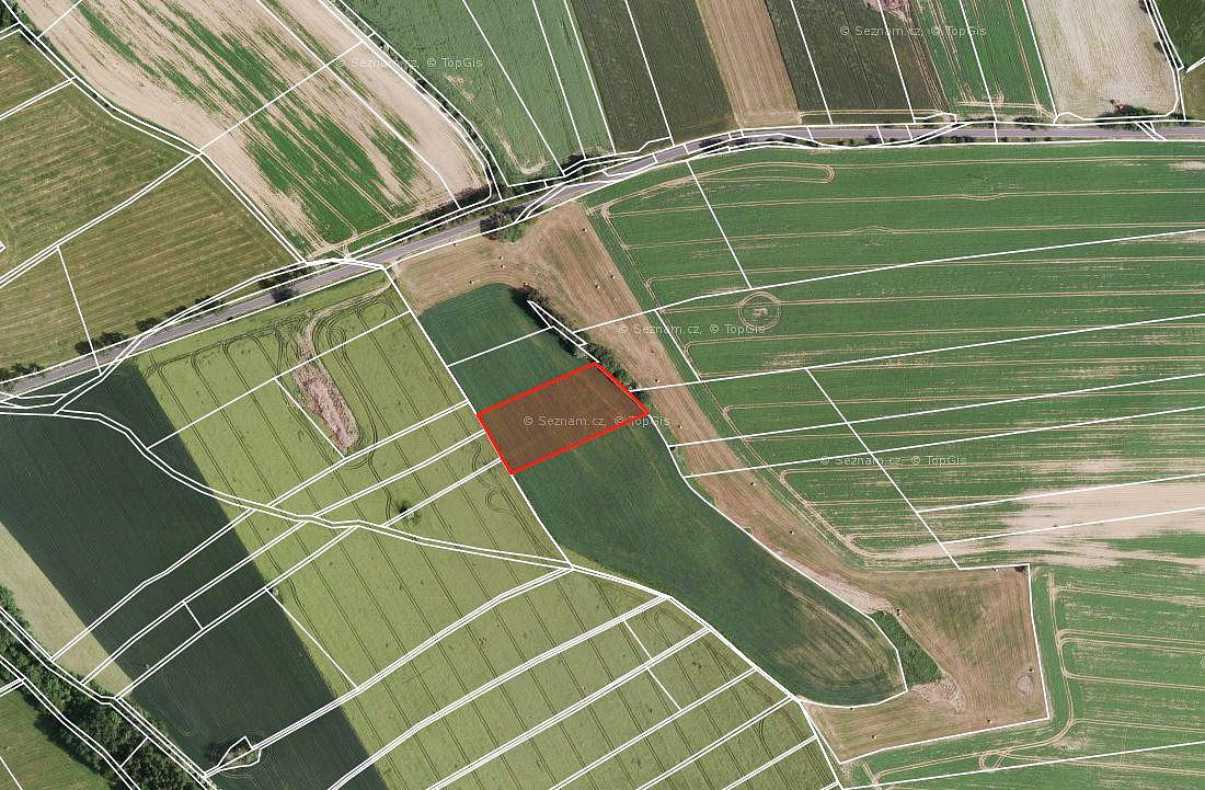 Prodej pole 4 697 m²