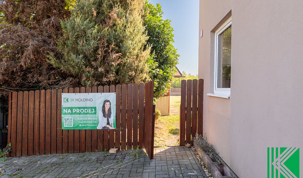 Prodej domu 102 m² s pozemkem 447 m², Zlončice – náhled fotky 41