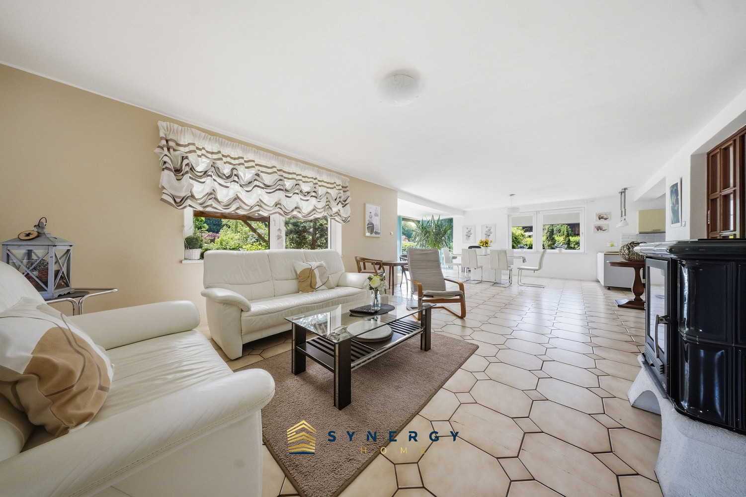 Prodej domu 283 m² s pozemkem 1 411 m² – fotografie 2