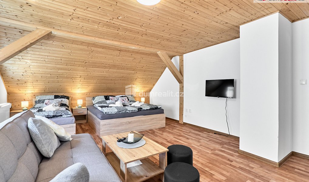 Prodej domu 180 m² s pozemkem 517 m², Pernink – náhled fotky 15