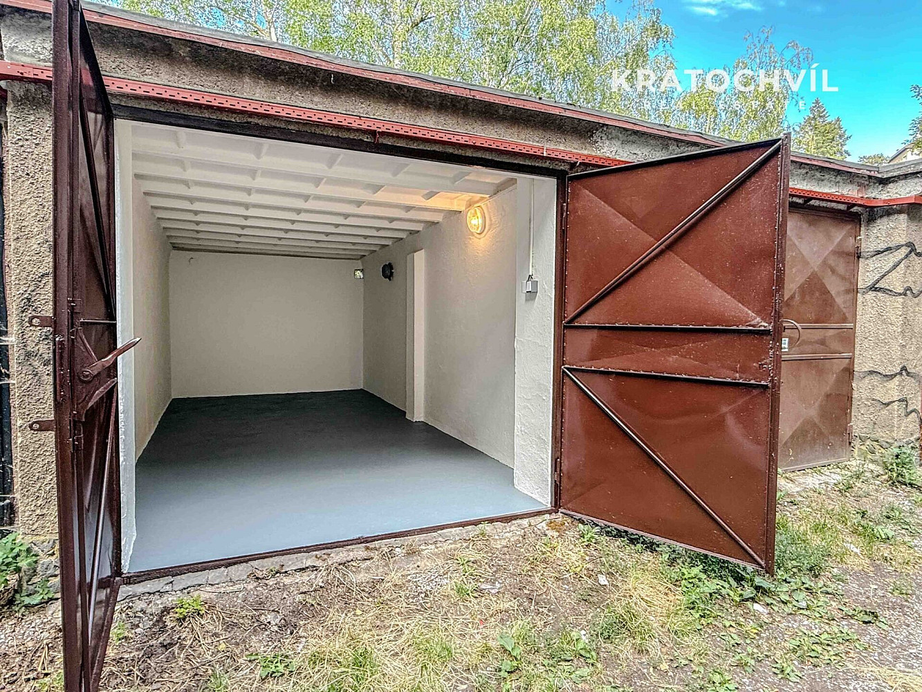 Prodej samostatné garáže 15 m2 Praha 5, Smíchov, ulice U Blaženky – fotografie 3