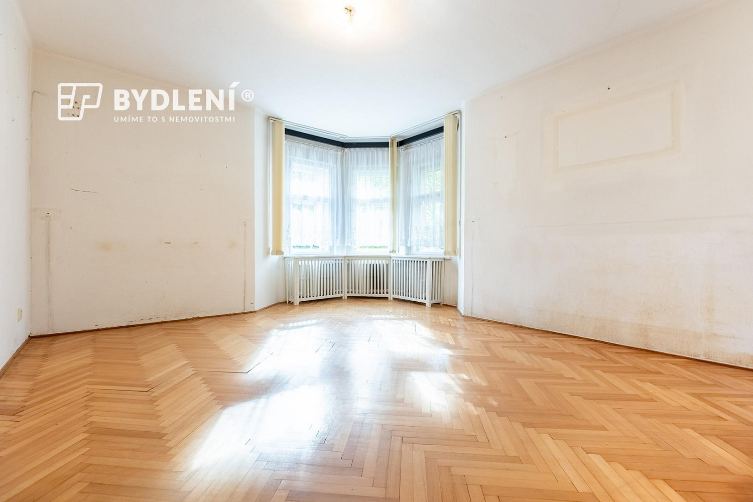 Prodej domu 360 m² s pozemkem 587 m² – fotografie 3