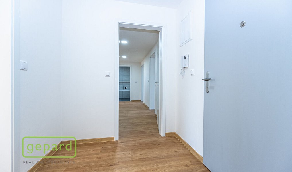 Prodej bytu 6+kk 159 m², Praha – náhled fotky 23