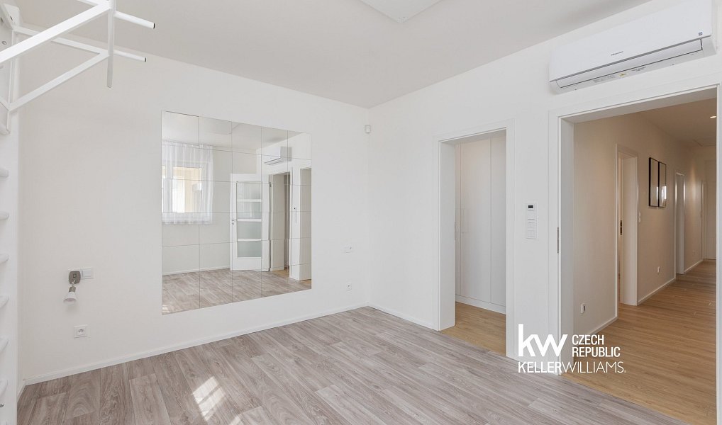 Prodej domu 186 m² s pozemkem 893 m², Velký Borek – náhled fotky 27