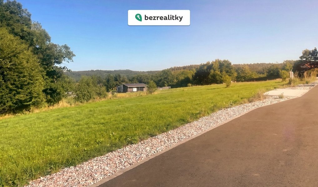 Prodej pozemku, 1243 m², Praha-západ, Buš
