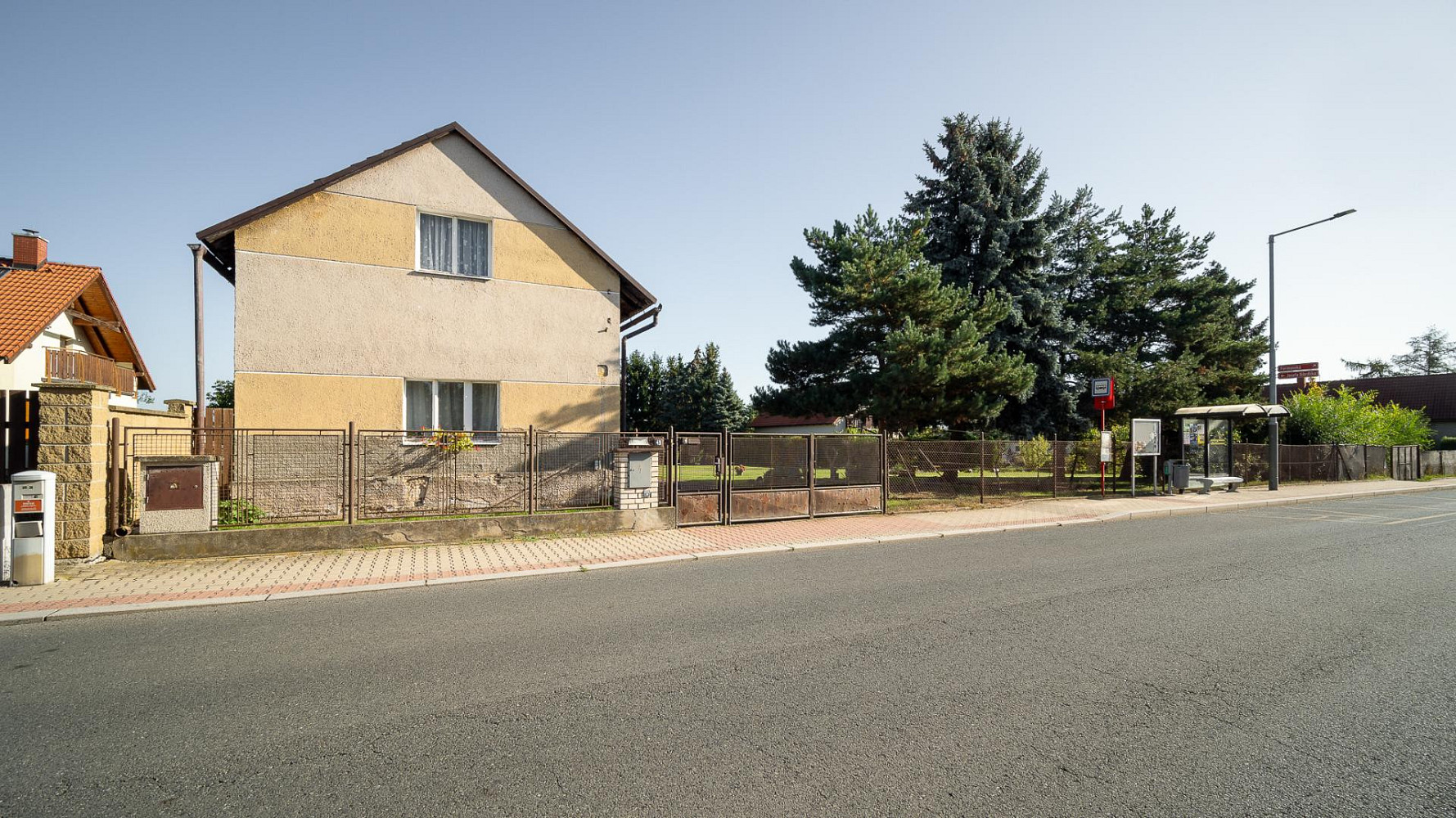 Prodej stavebního pozemku 1 874 m² – fotografie 3