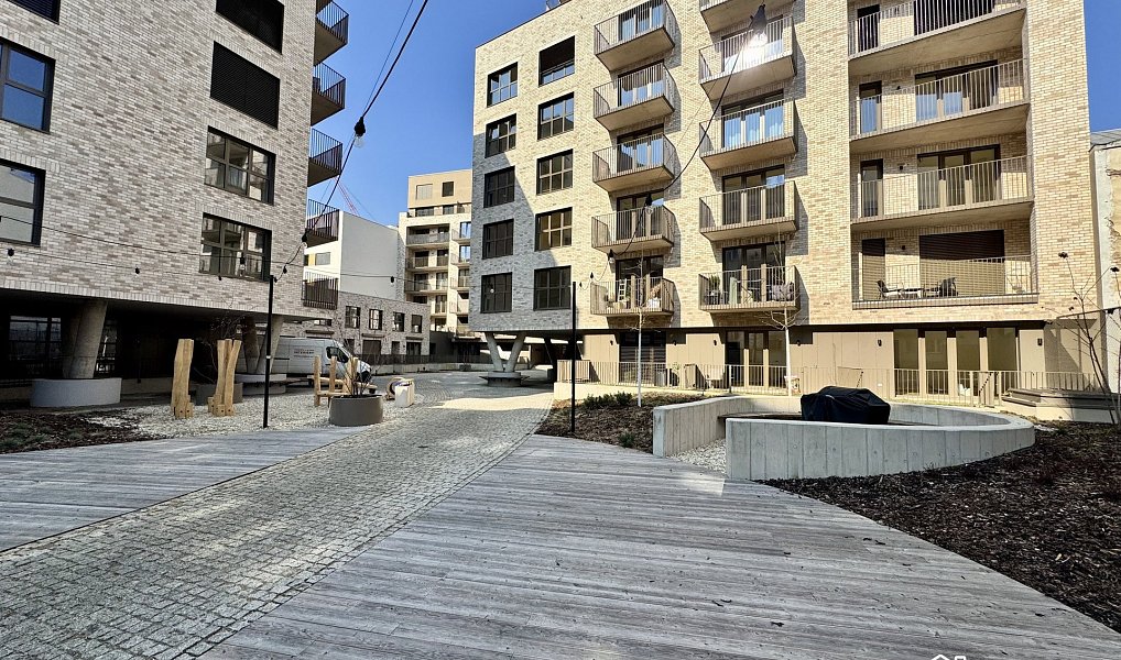 Pronájem bytu 1+kk 42 m², Brno – náhled fotky 20