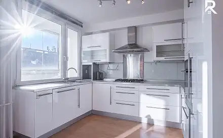 Pronájem bytu 2+kk 66 m²
