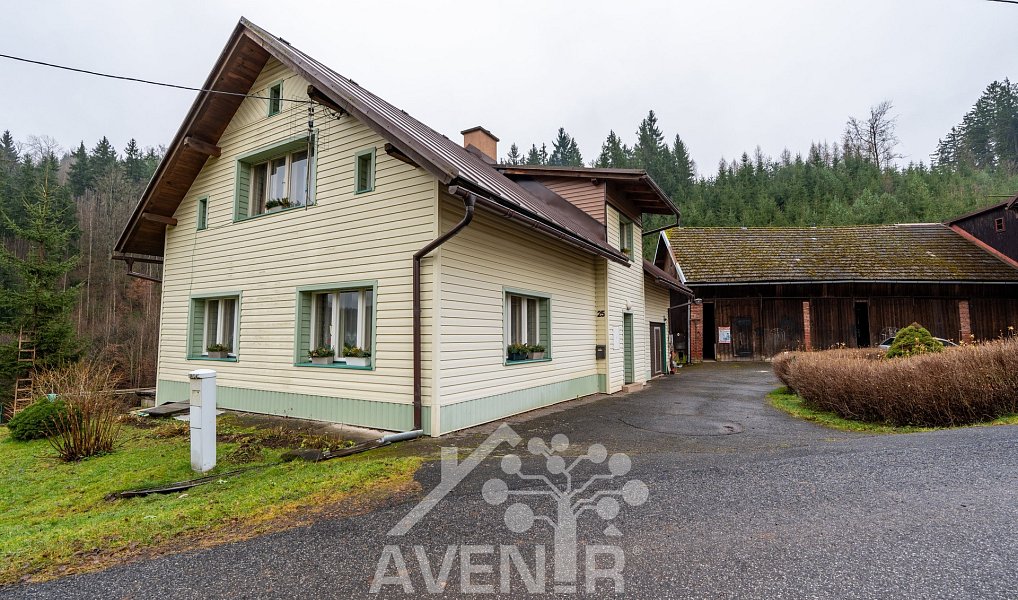 Prodej domu 244 m² s pozemkem 1 336 m², Bozkov – fotka 1 z 35