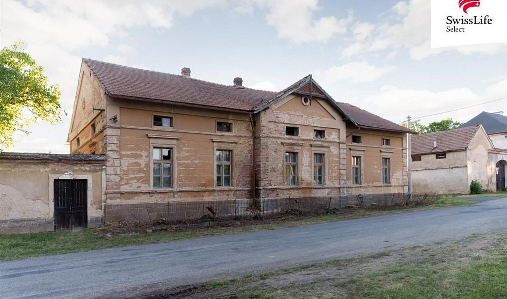 Prodej domu 620 m² s pozemkem 6 027 m², Klobuky – náhled fotky 6