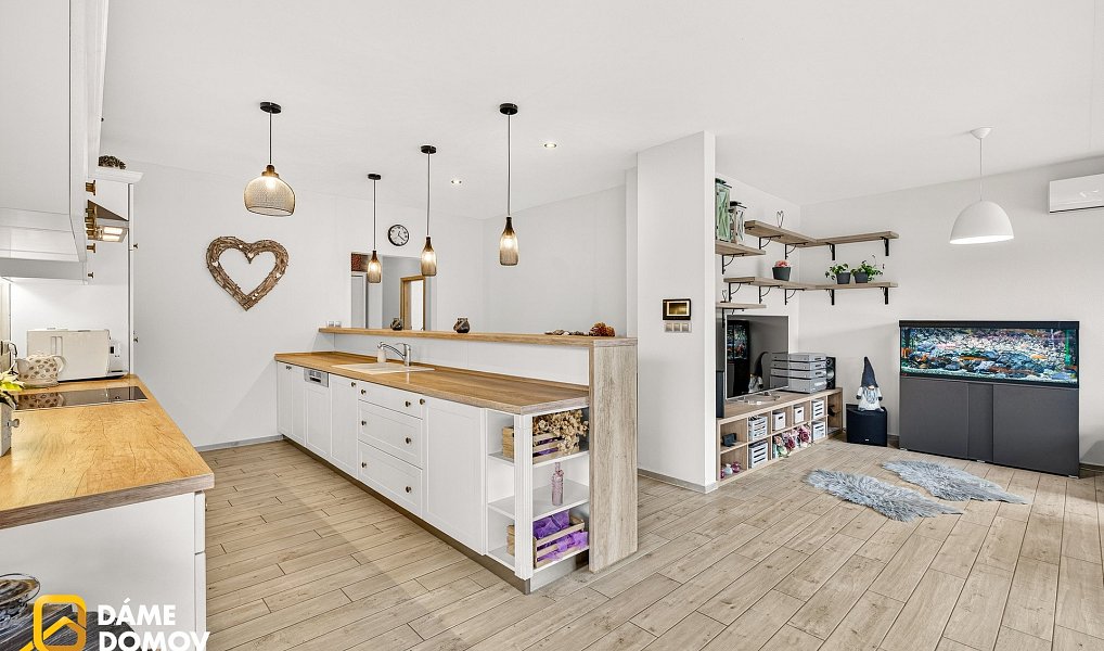 Prodej domu 225 m² s pozemkem 2 037 m², Březolupy – náhled fotky 6