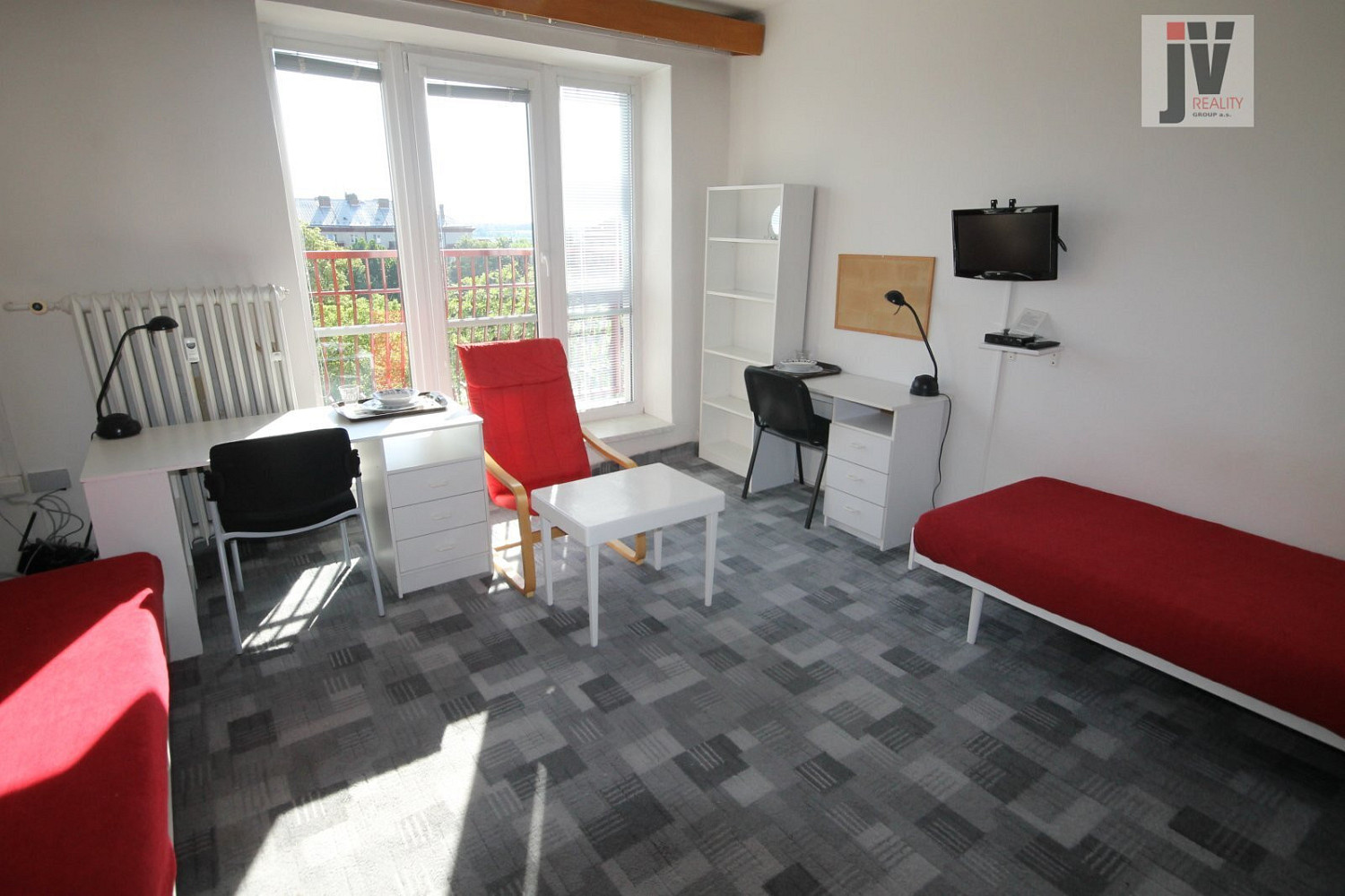 Pronájem pokoje 76 m²