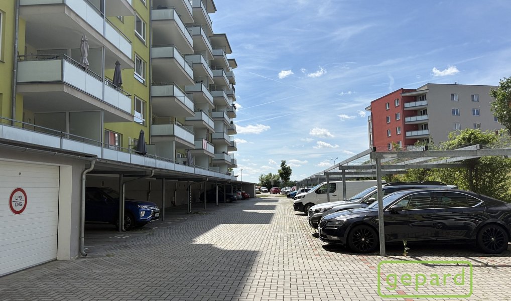 Prodej venkovního krytého parkovacího stání na Jánského v Olomouci, Olomouc – náhled fotky 2