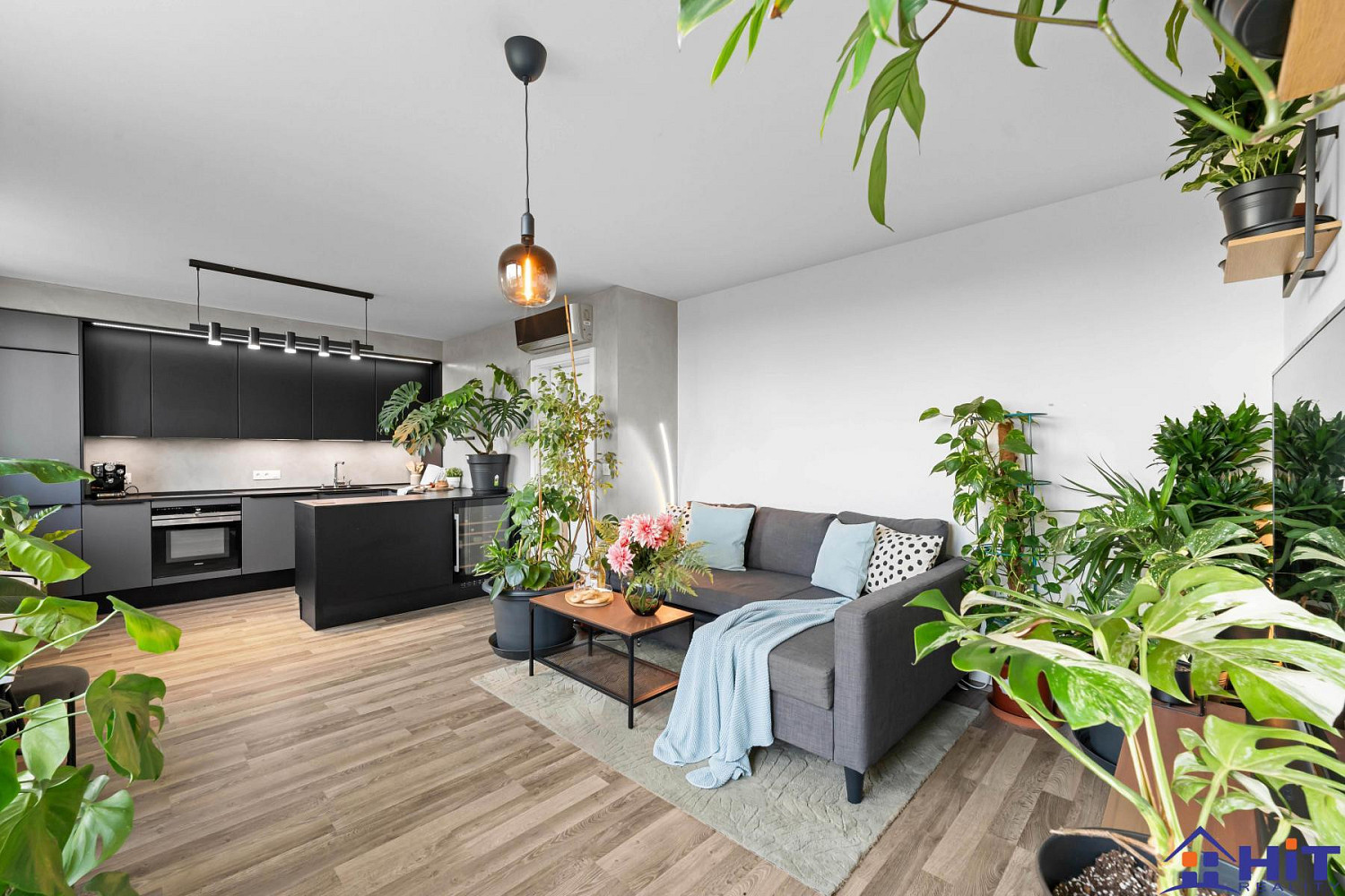 Prodej bytu 3+kk 84 m² — photo 2