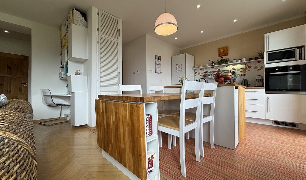 Prodej bytu 3+kk 77 m², Velká Bystřice – náhled fotky 3