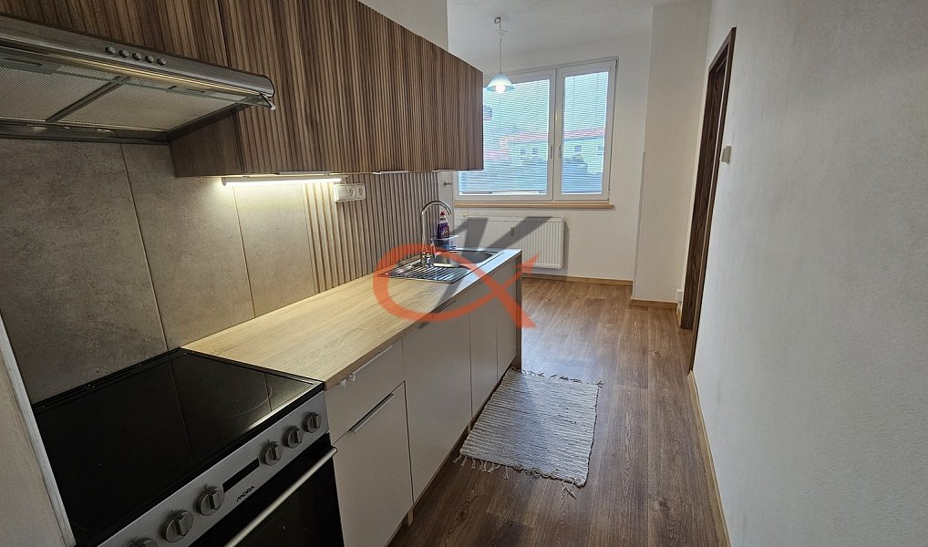 Pronájem bytu 2+1 65 m², Rožnov pod Radhoštěm – náhled fotky 3