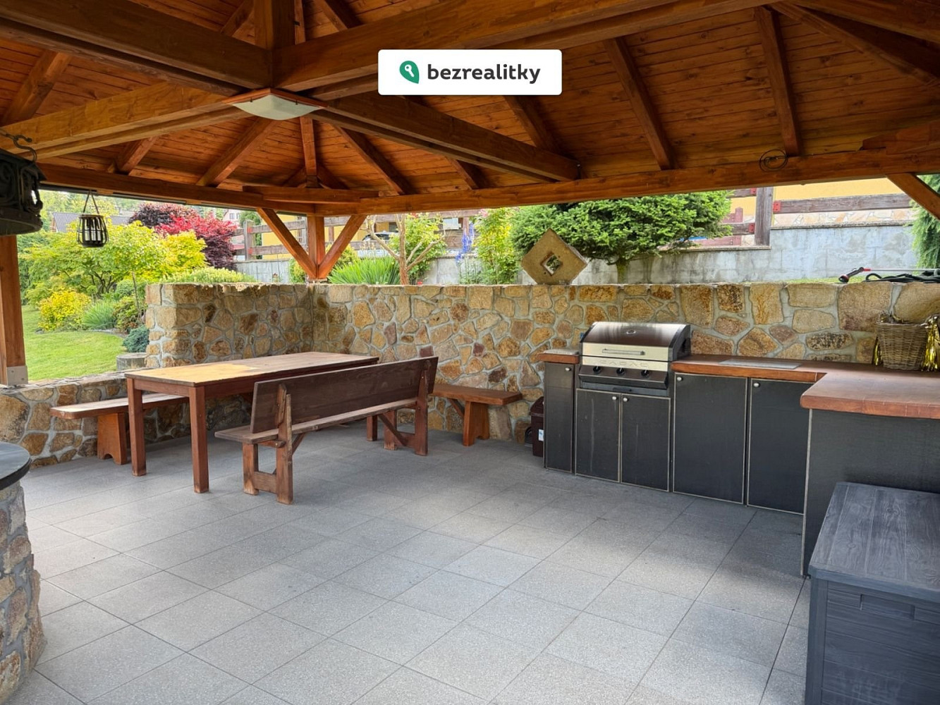 Prodej domu 200 m² s pozemkem 2 100 m² – pohled 5