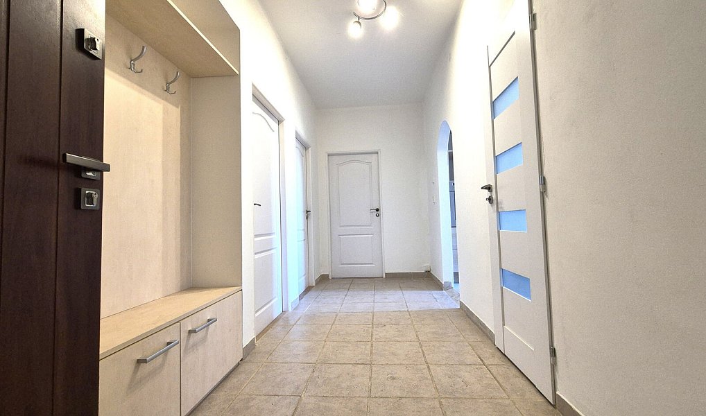 Pronájem bytu 3+1 92 m², Domoušice – náhled fotky 8