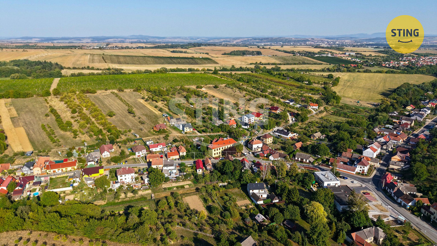 Prodej stavebního pozemku 415 m² – fotografie 4