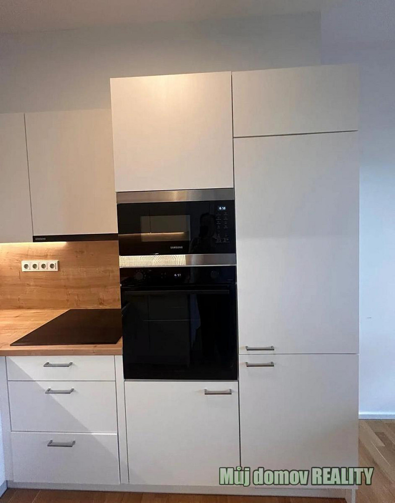 Pronájem bytu 2+kk 53 m² — photo 3