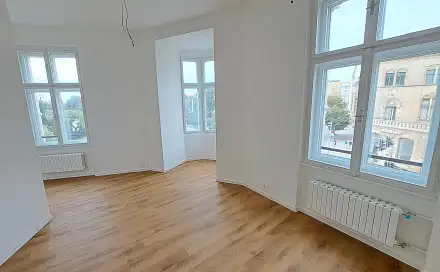 Pronájem bytu 1+kk 38 m²
